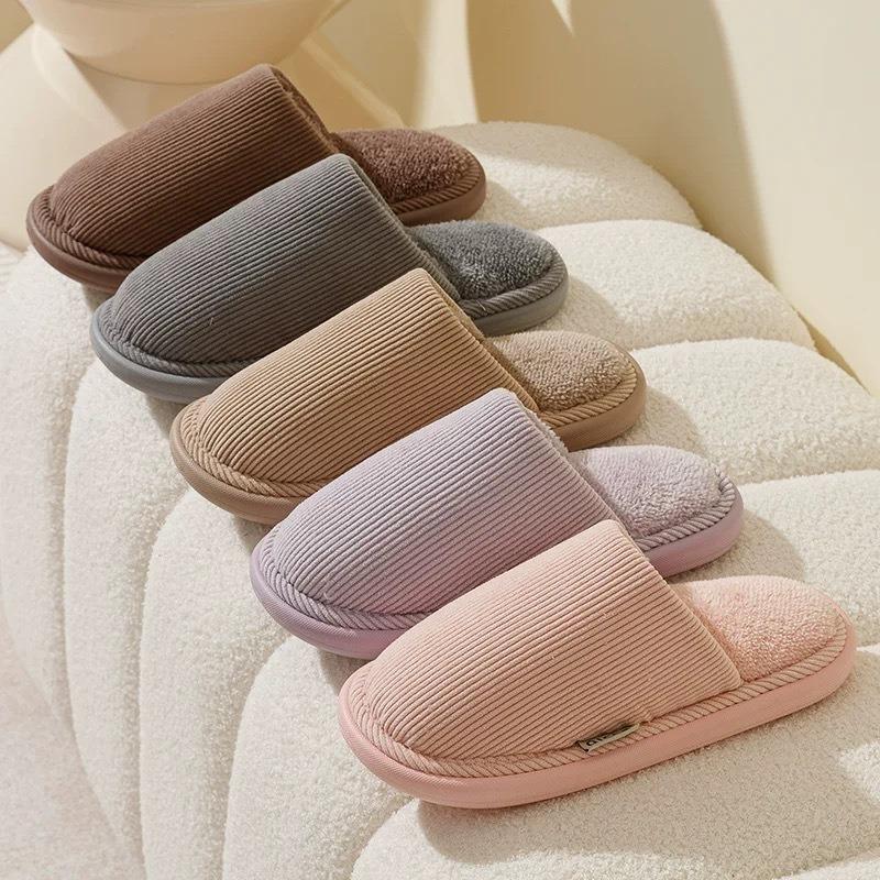 Women Fleece Lined Slippers Warm Indoor House Shoes Non Slip EVA Sole Couple Home Comfortable Winter Cotton Shoes