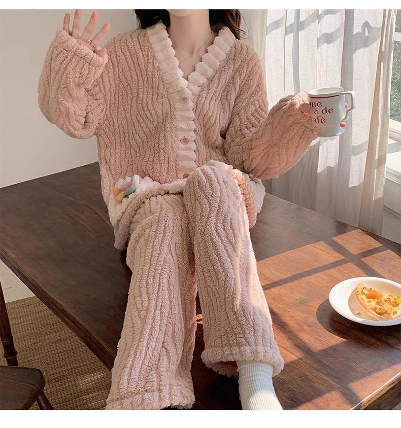 Set Pijama Coral Fleece de Toamnă/Iarnă pentru Femei - Halat de Baie Lung de Catifea și Cămașă de Noapte