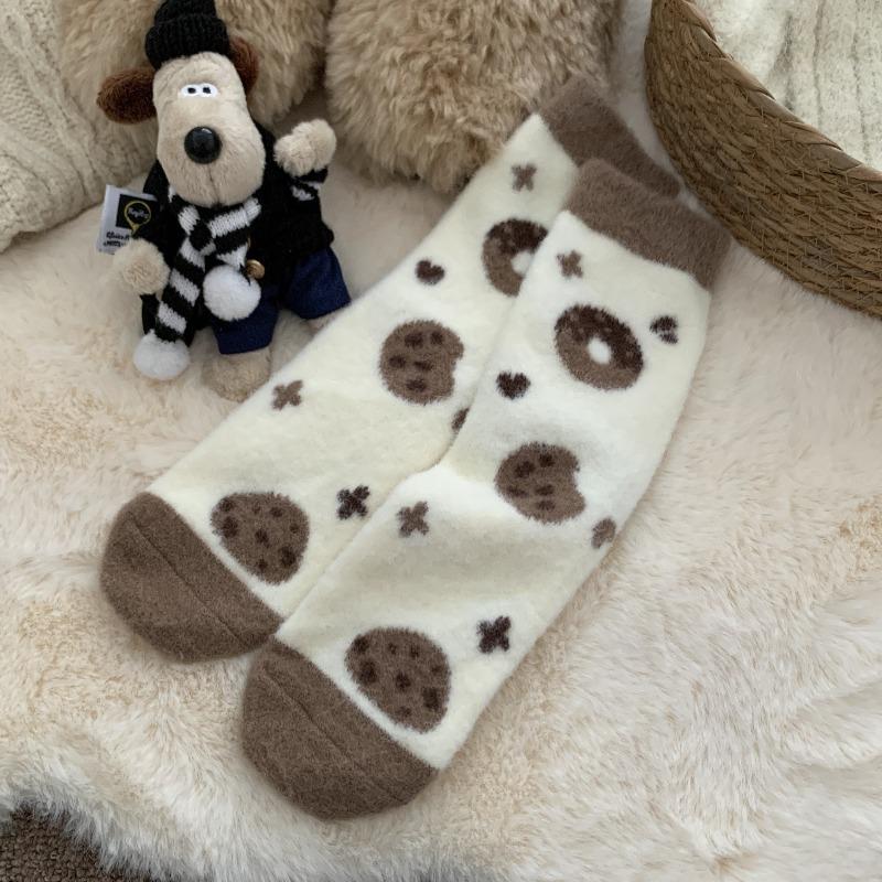 Little Bear Cookie Coffee-colored Australian Velvet Socks for Women, Thickened with Velvet, Warm and Cute, Autumn and Winter Sleeping Floor Socks