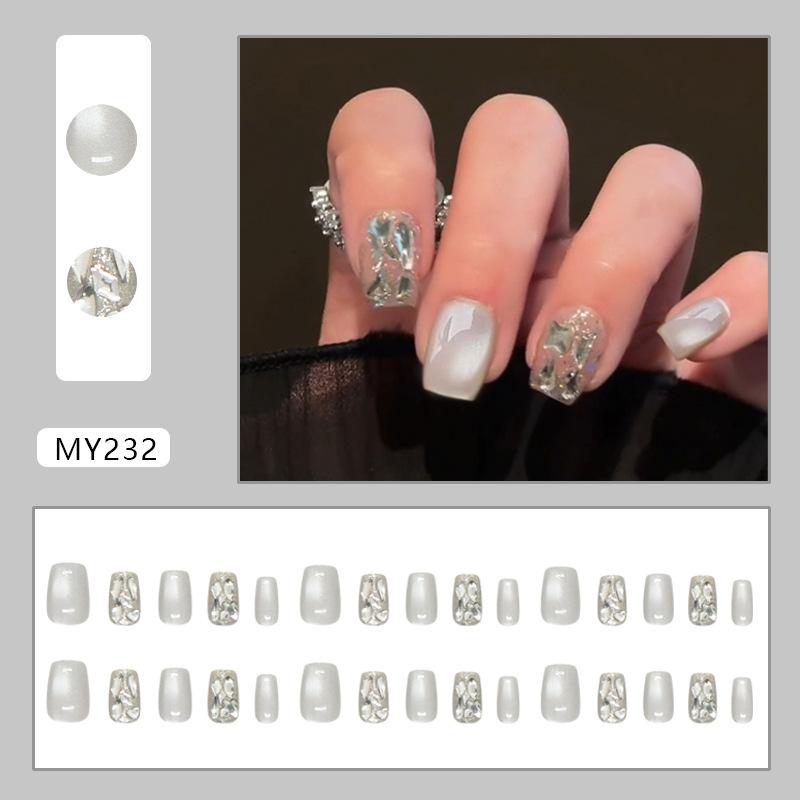 

Temperament light gray sparkle pile diamond cat s eye simple and cold niche girl European and American ins wind removable 30 pieces