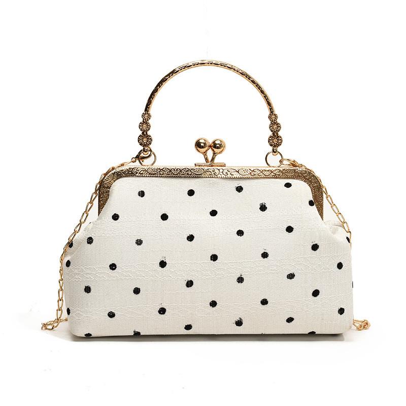 Chic Shell Bag For Trendy Young Women Stylish Pu Handbag With Unique Design