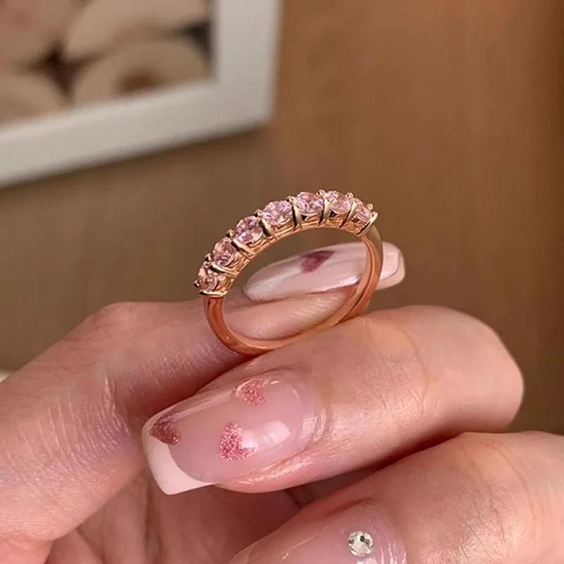 Koreanische rosa Zirkon Ringe für Frauen glänzend quadratischen Fingerring exquisite ästhetische Ring Mode Party Schmuck Hochzeitsgeschenke Schmuck gedrehte Ringe