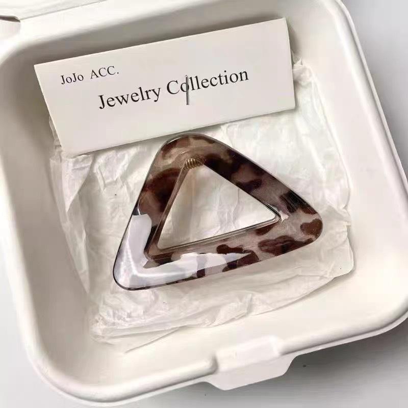 Acrylic Wave Grab Clip for Women 2025 New High-end Hair Clip Large Hair Volume Large Shark Clip Back of the Head Clip