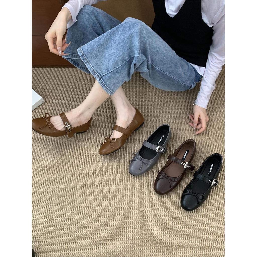 Vintage Vielseitiger Abendwind Ein-Wort Schnallenriemen Runde Spitze Mary Jane Schuhe Pendler 2025 Herbst Kleine Lederschuhe Ballerinas