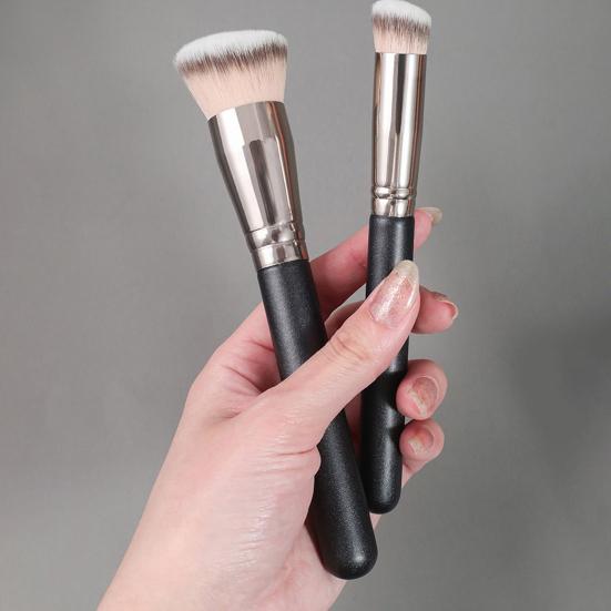 3Pcs Women Makeup Brush with Long Handle Portable Travel Professional Slanted Top Synthetic Soft Bristles Foundations