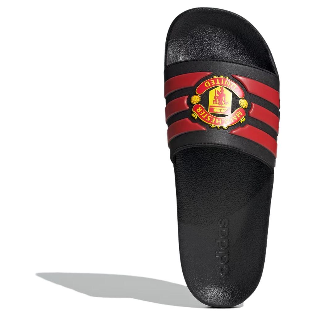 Manchester United x adidas Adilette Doccia Kit Casa 2025 Sneakers Unisex Nero Core-Black Rosso JS4963