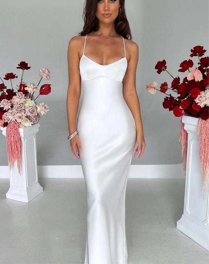 2024 Elegant One-Shoulder Slit Evening Dress: European and American Fashion, Sexy & Slim, for Women
