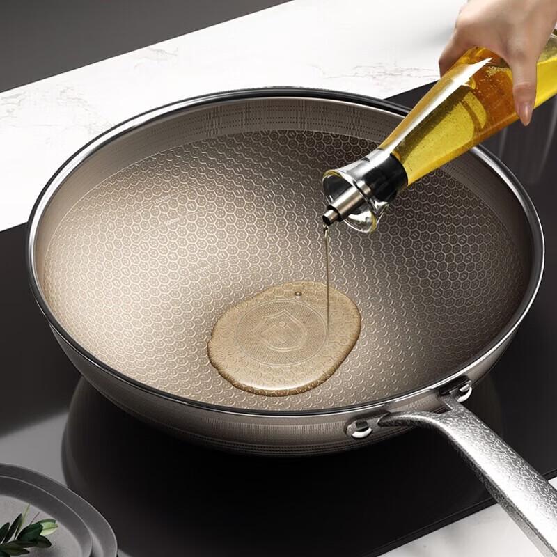Kobach Top Chef Titanium Honeycomb Non-stick Wok