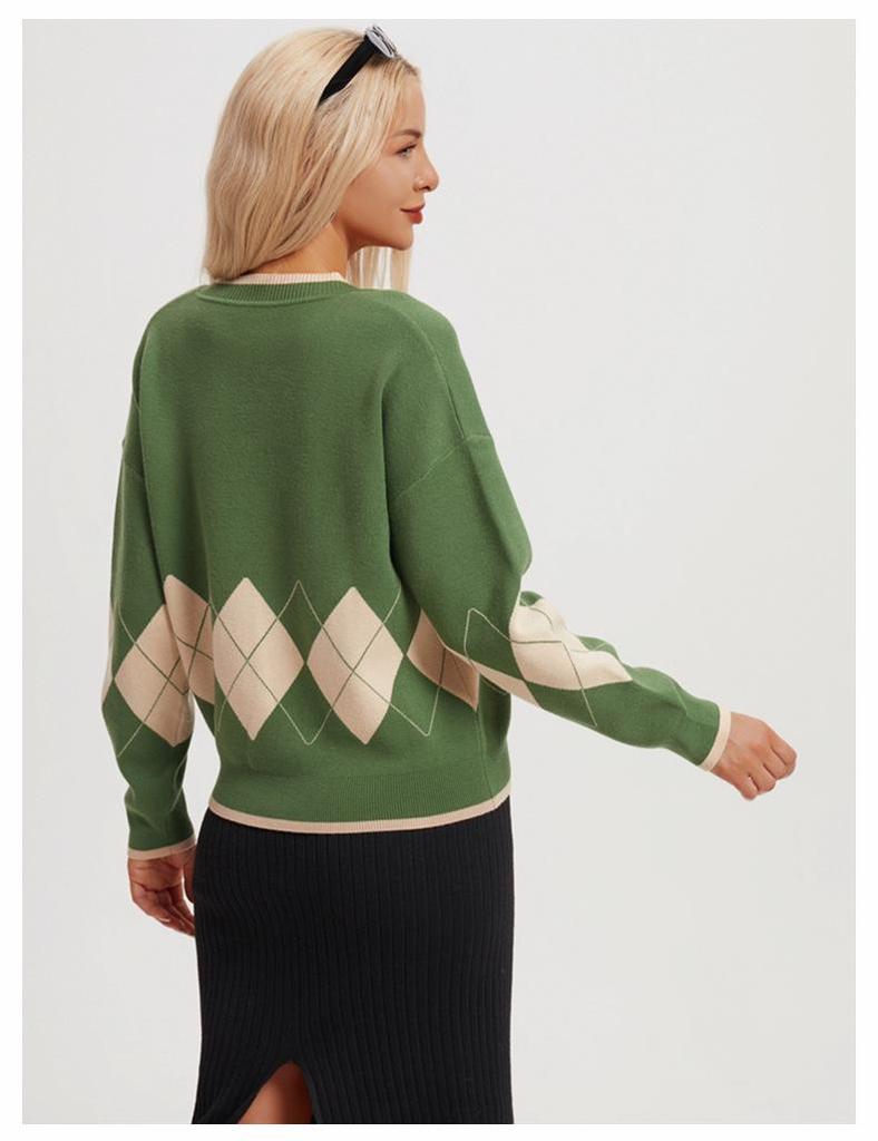 Early Autumn V-Neck Diamond Knit Sweater for Women