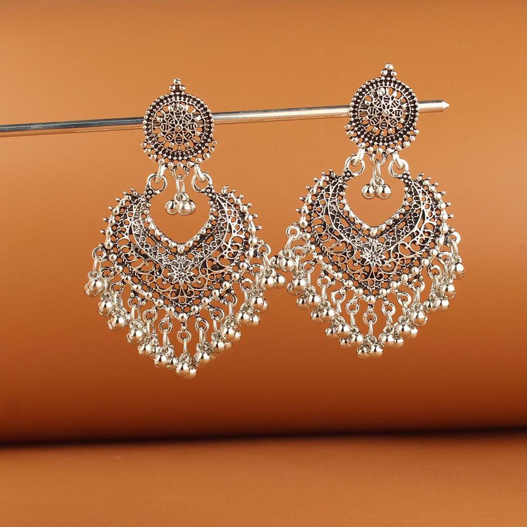 Retro Miao Silver Tassel Earrings: Ethnic Yunnan Long Dangle Women's Jewelry