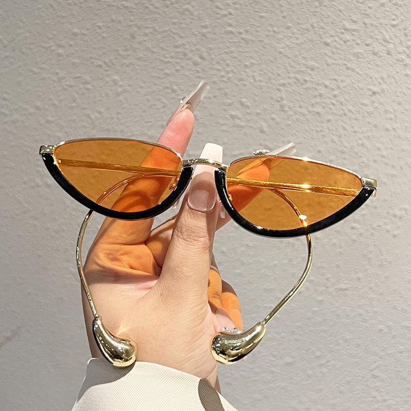 New European and American retro fashion cat eye sunglasses anti-hook small frame frame women's high-end sunglasses