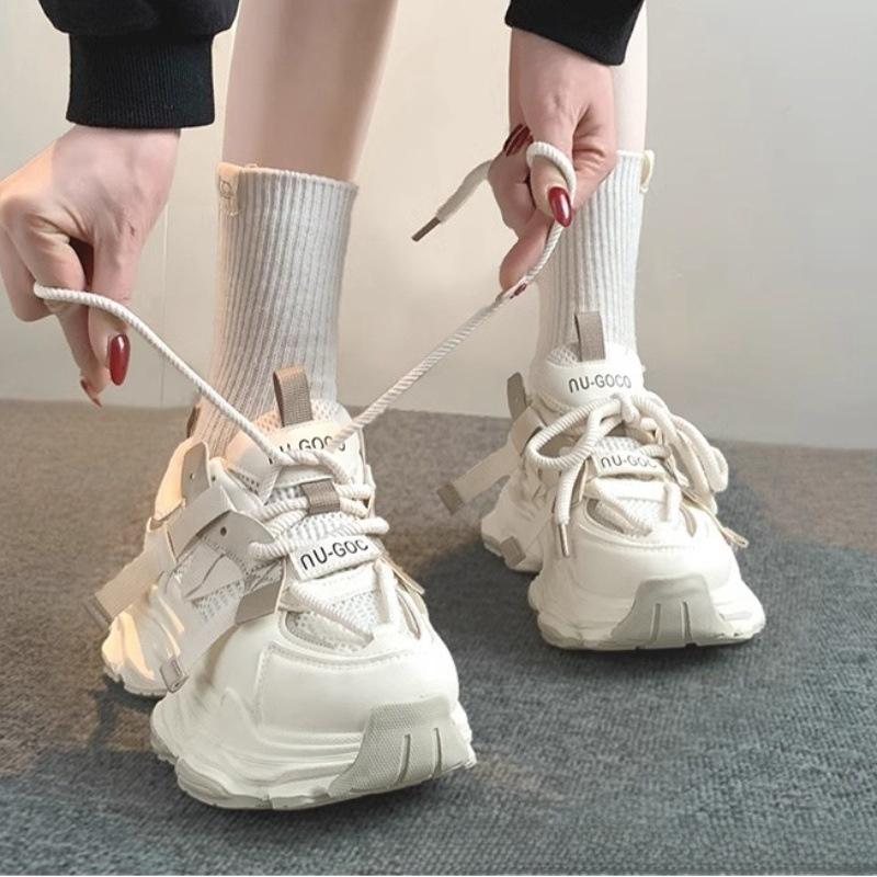 Sports Dad Shoes Show Off Small Super Popular Versatile Short Thick Soled Height Increasing Explosive Street Casual Shoes