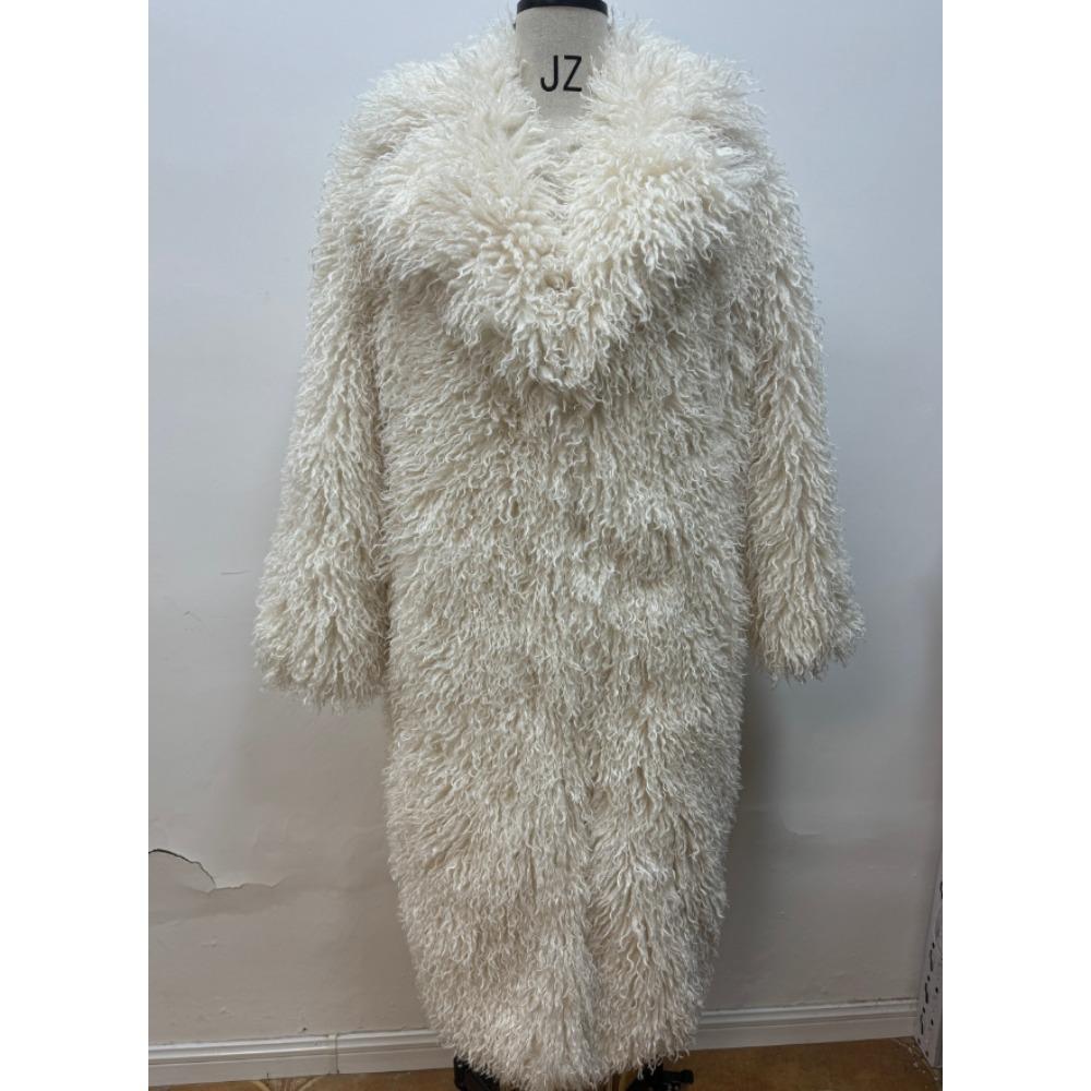 Women's Notched Lapel Long Sleeve Faux Fur Coat Regular Fit Elegant Style Fur Outerwear