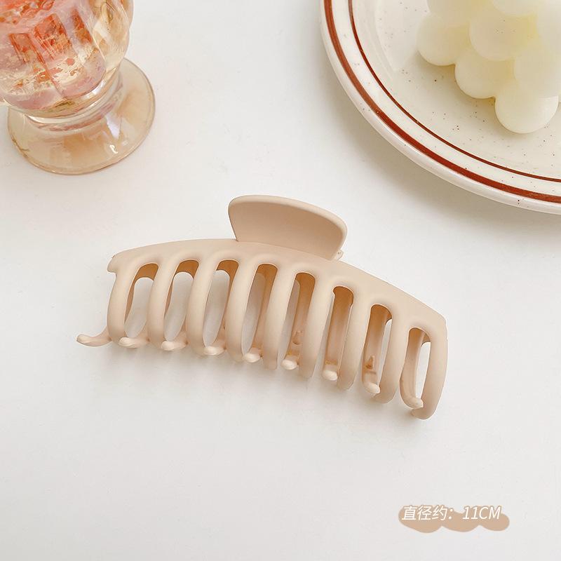 New Women Elegant Brown Beige Flower Geometric Hair Claw Clips Lady Plastic Hairpins Crab Hair Clips Fashion Hair Accessories