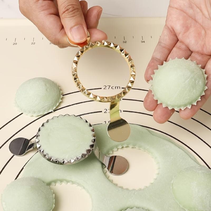 1/3Pcs Manual Pasta Cookie Molds Ravioli Cutter Press Mold With Wooden Handle Kitchen Baking Tool For Dumplings Lasagna Pierogi