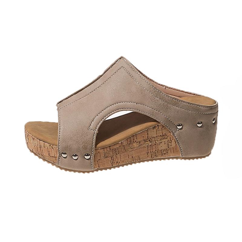 Fashion Women Slippers Comfortable Shallow Casual Outdoor Beach Slippers 2024 Summer New Fashion Wedges Sandals Designer Slides Women