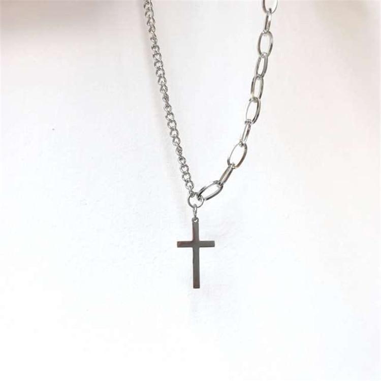 C205 Korean Version Asymmetric Cross Necklace Hip Hop Simple Pendant Collarbone Chain Versatile Neck Chain Trendy Unisex