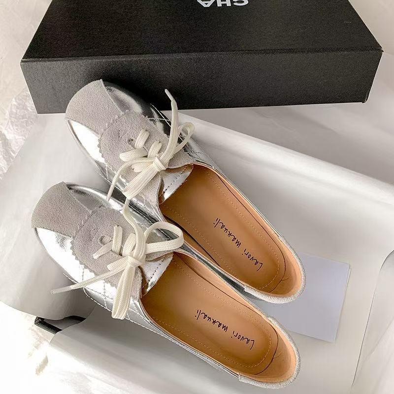 French Premium Bright Leather Suede Splicing 2025 Autumn Height Increase Medium Heel Square Head Flat Bottom Middle Mouth Lace-up Single Shoes Women