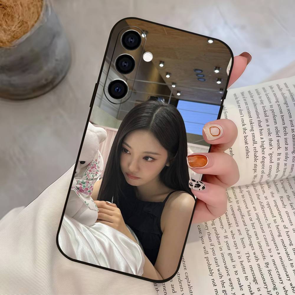 N-Ningning A-AespaS Phone Case For Samsung Galaxy A73,A72,A71,A70,A53,A52,A51,Others Soft Black Cover
