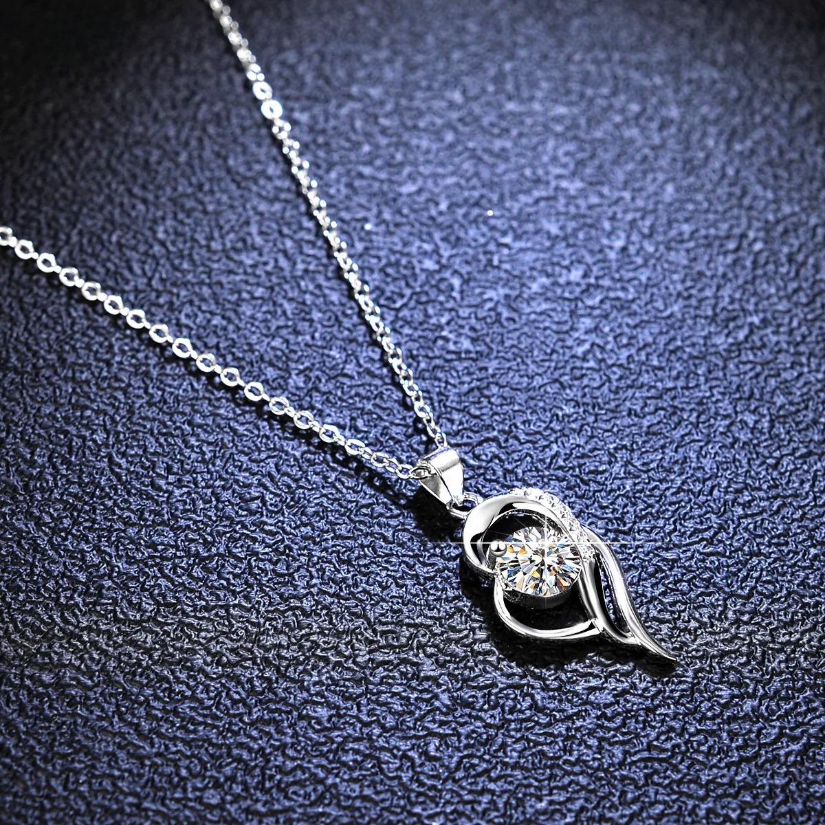 

Luxury White Gold Wedding Jewelry Pendant Wrapped D Color Moissanite Diamond Necklace for Women Fashion Classic Gift