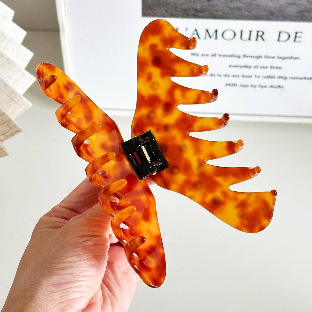 Acetate Large Fashionable Hair Claw With Pearl Accents Versatile For Any Occasion