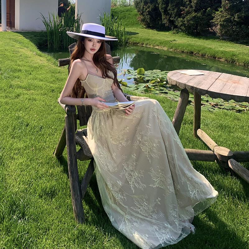 Heavy industry French lace jacquard mesh waist suspender long dress pleated large skirt seaside vacation dress