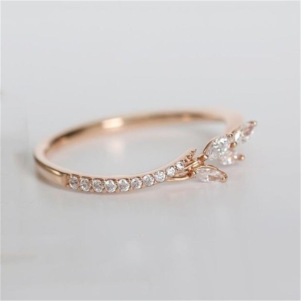 Fashion Rose Gold Color Leaves Ring For Women Wedding Party Delicate Finger Ring Inlay Crystal Cubic Zirconia Ring Party Jewelry