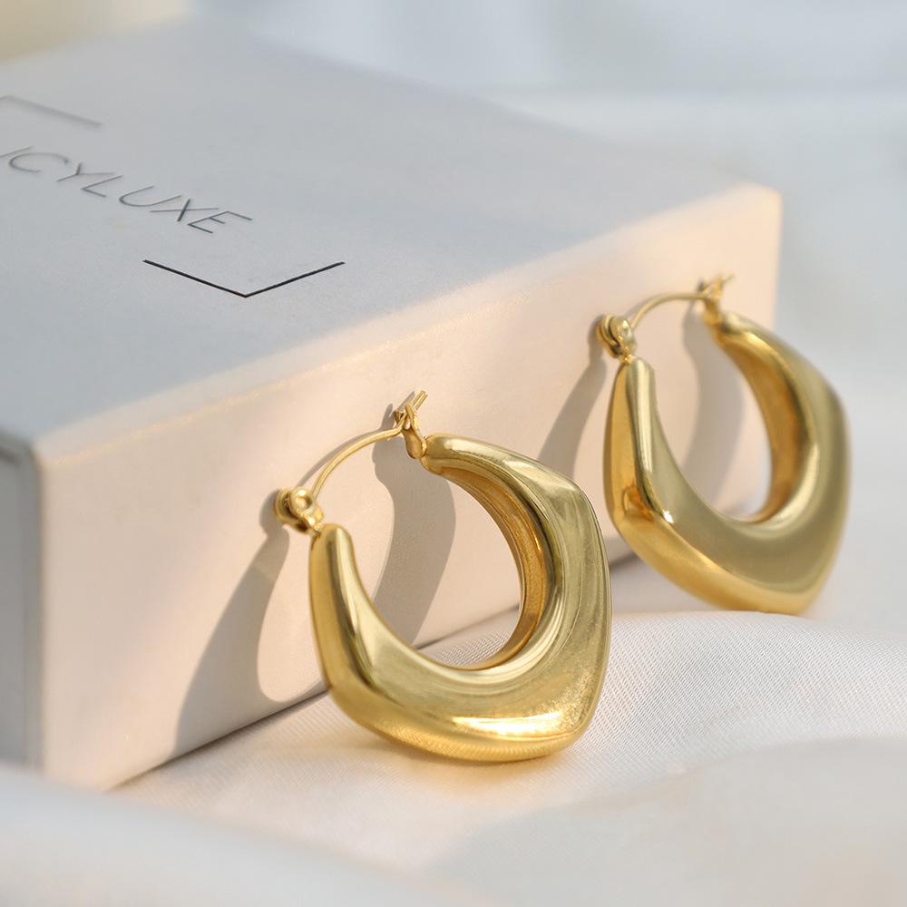 18K Gold Titanium Steel Geometric Exaggerated Earrings Rhombus Smooth Hollow Earrings High-End Light Luxury