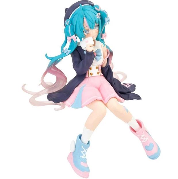Фигурка Hatsune Miku сидячая из ПВХ пластика 15 см, статуэтка Хацуне Мику декоративная для интерьера.