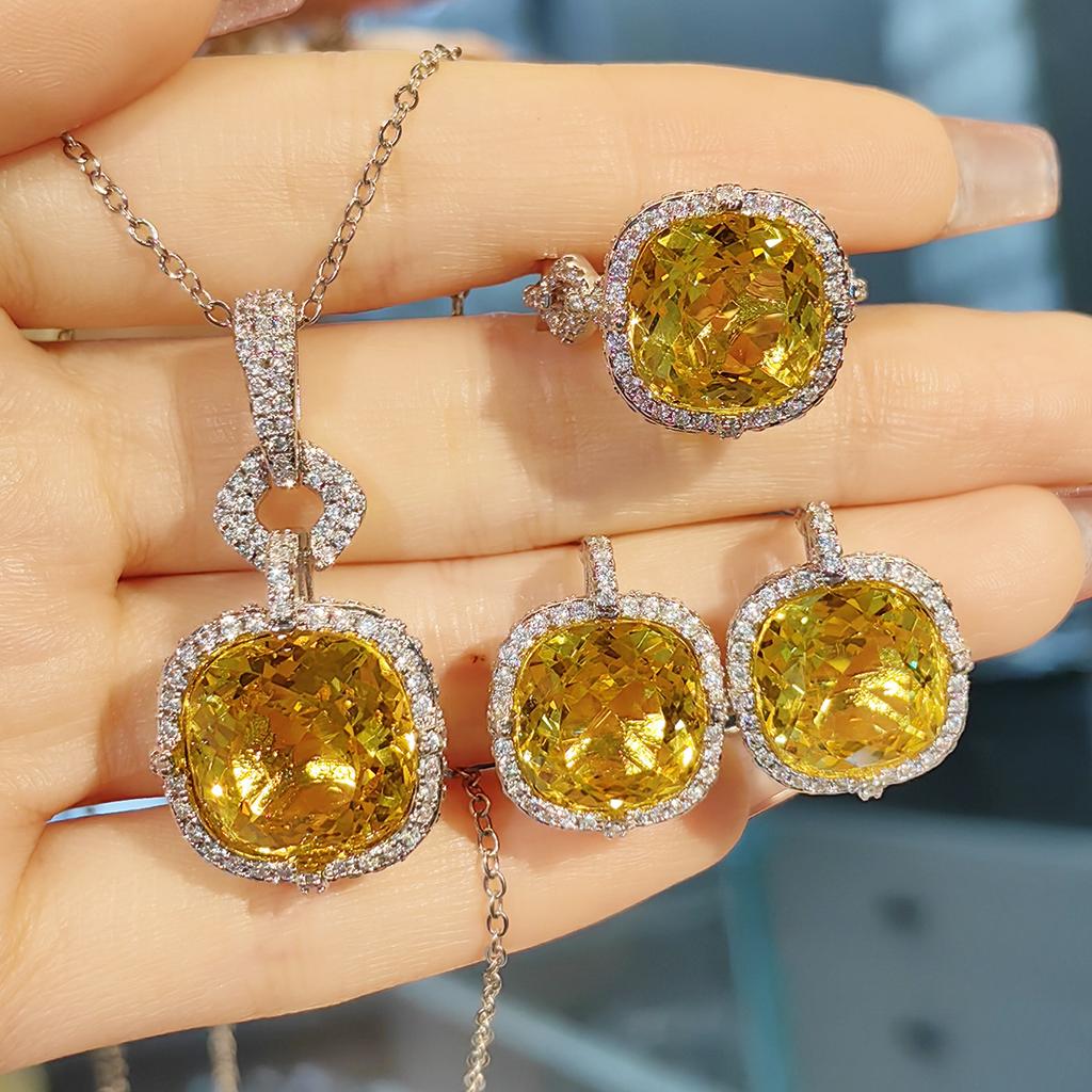 Kleur Schat Oorbellen Fanta Ring Violet Geel Diamanten Set