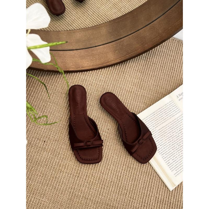 Mezzanine beach shoes women s new summer wear casual fashion versatile flat bottom one-word 35