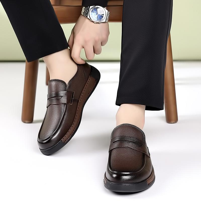 Fashion Men Genuine Leather Loafers Fashion Casual New Designer Casual Shoes for Men Spring Autumn Light Dress Shoes Male