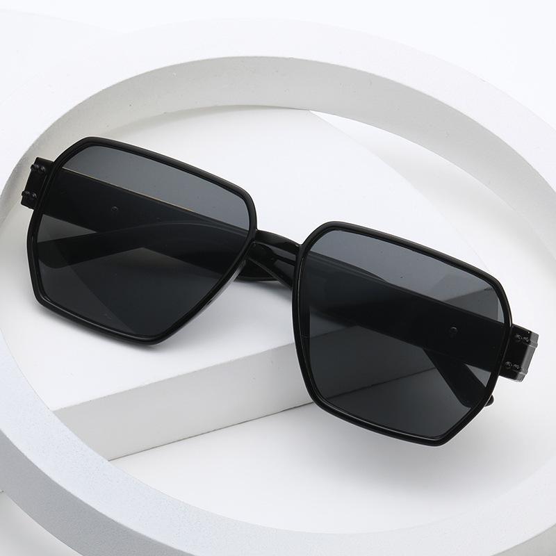 Trendy Retro Polygon Sunglasses: Stylish European & American Street Fashion