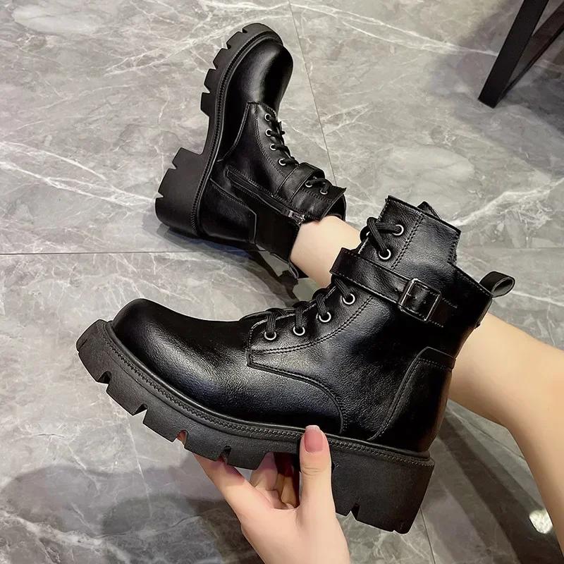 Women Boots  New Autumn/Winter British Style Motorcycle Boots Thick Bottom Lace Up Zipper Buckle Retro Large 43 Short Boots
