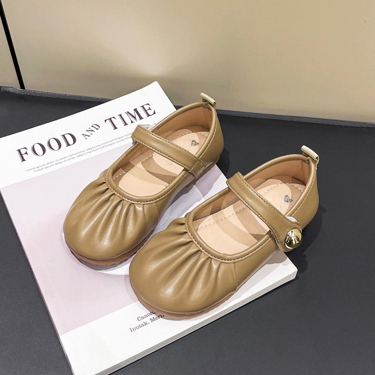 

Girls shoes children s princess leather shoes 2025 new spring and autumn small fragrant wind little girl soft sole baby bean single shoes 35 хакі