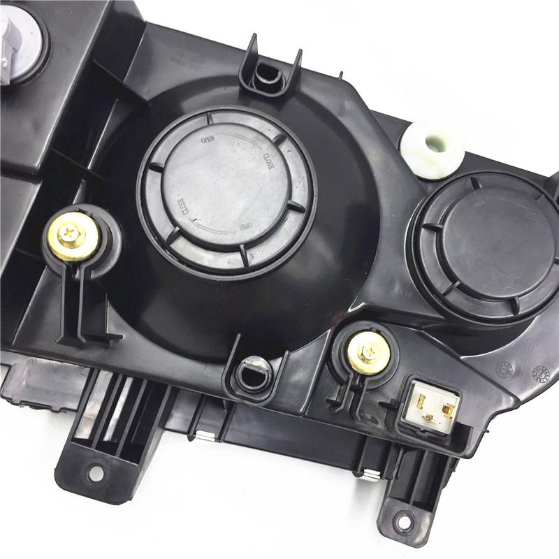 Compatible with Changan Xingguang 4500/6395/6390 Original Headlight Assembly