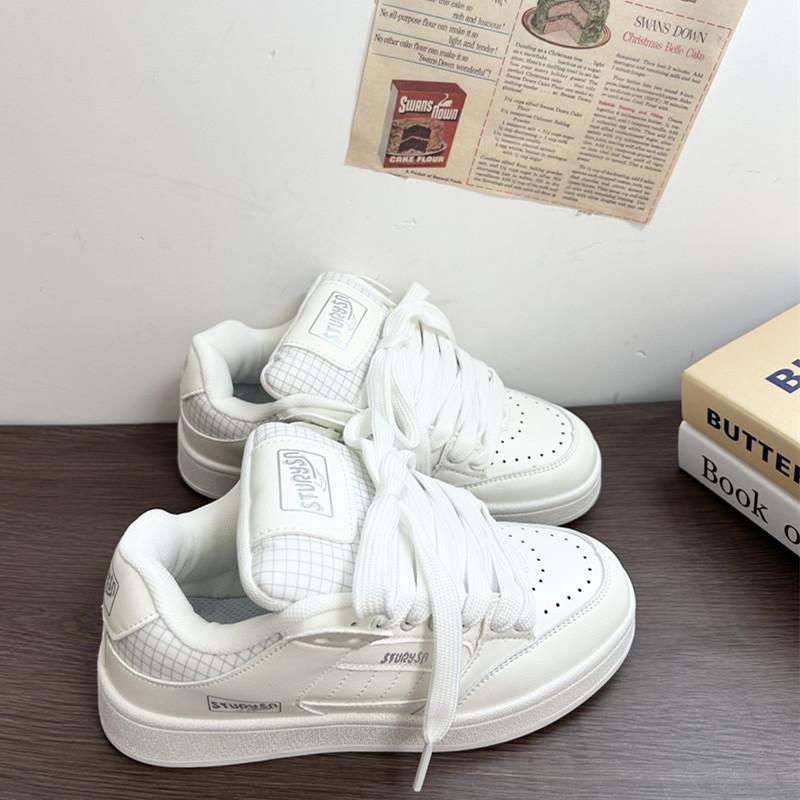 Platform white shoes women's tide versatile sports and leisure bread shoes 2 spring new board shoes