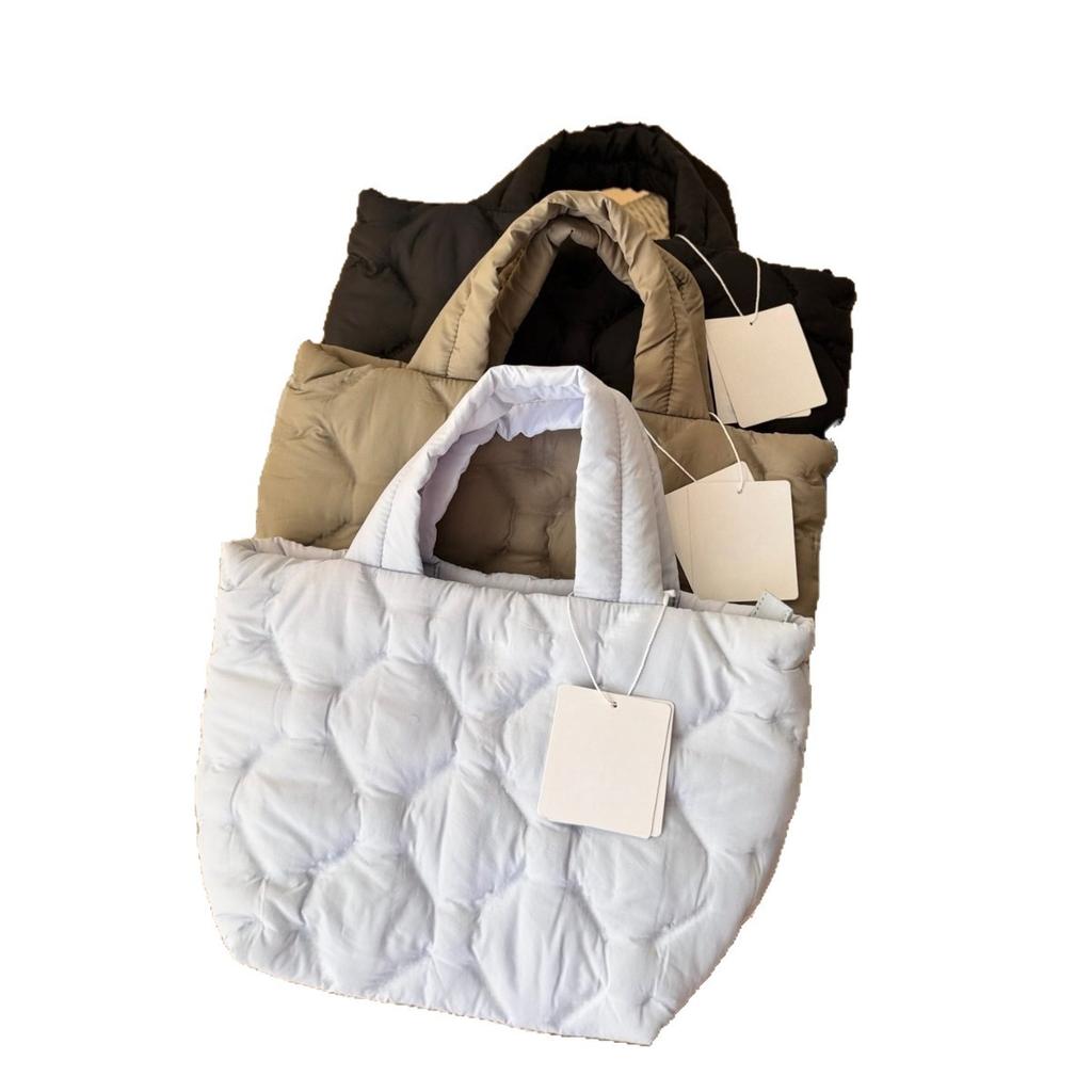 Fashion Cloud Tote Shoulder Bag Age Reduction Atmosphere Lazy Quilting Portable Messenger Bag Bag