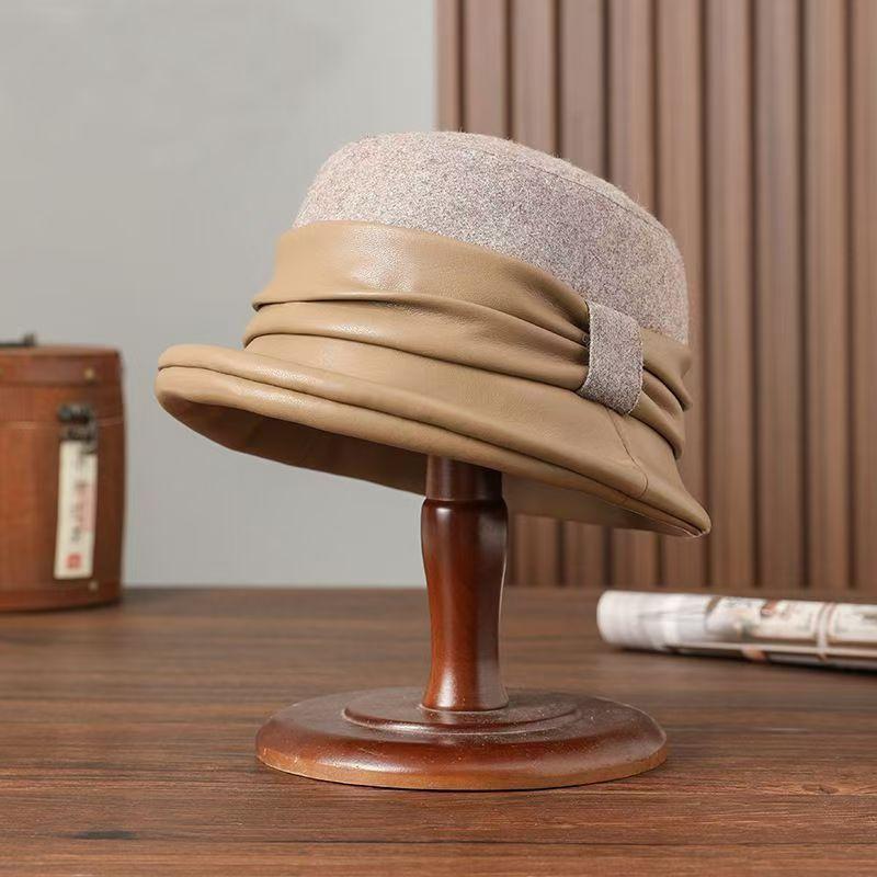 Women's Hat New Arrival Leather Hat Fashionfall and Winternew Arrivalclassy Windproof Heattech Wool Hat