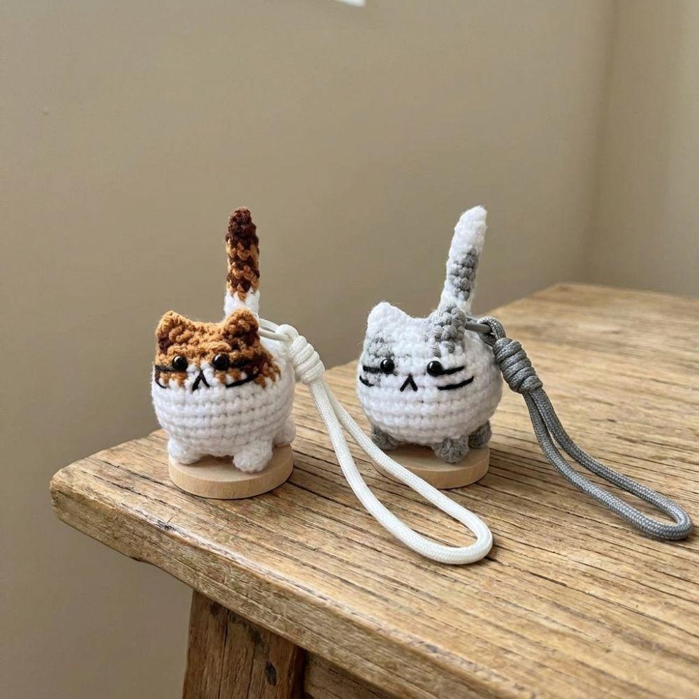 Handwoven Hand Crochet Cat Keychain Animal Soft Cute Small Cat Doll Keychain Braided Strap Multi Color Cat Plush Keychain