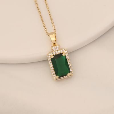 1pcs Senior Sense of Green Large Glass Diamond Copper Set Zirconia Pendant Necklace Ladies Light Luxury Wind Niche Jewelry