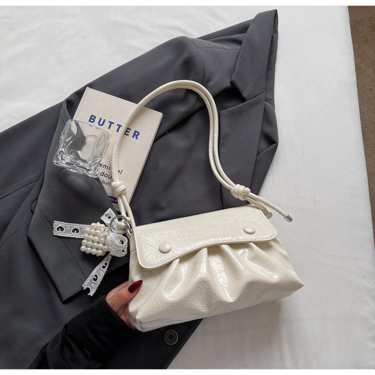 Folded cloud bag women's 2025 new versatile foreign style small square bag trendy fashion high sense messenger bag