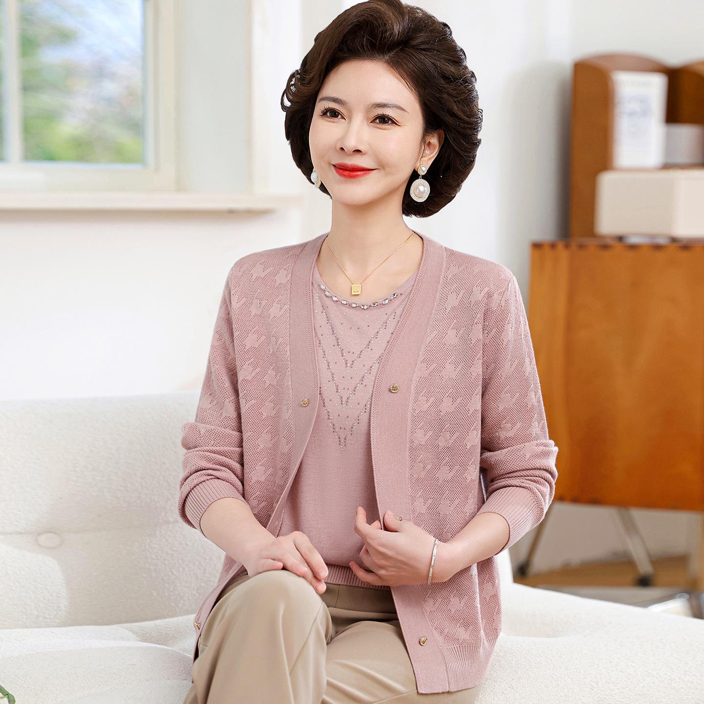 

Spring Knit Two-Piece Set: Stylish Cardigan & T-Shirt for Middle-Aged Women - Perfect for Mother s Day 3XL [Recommended for 135-150 lbs]