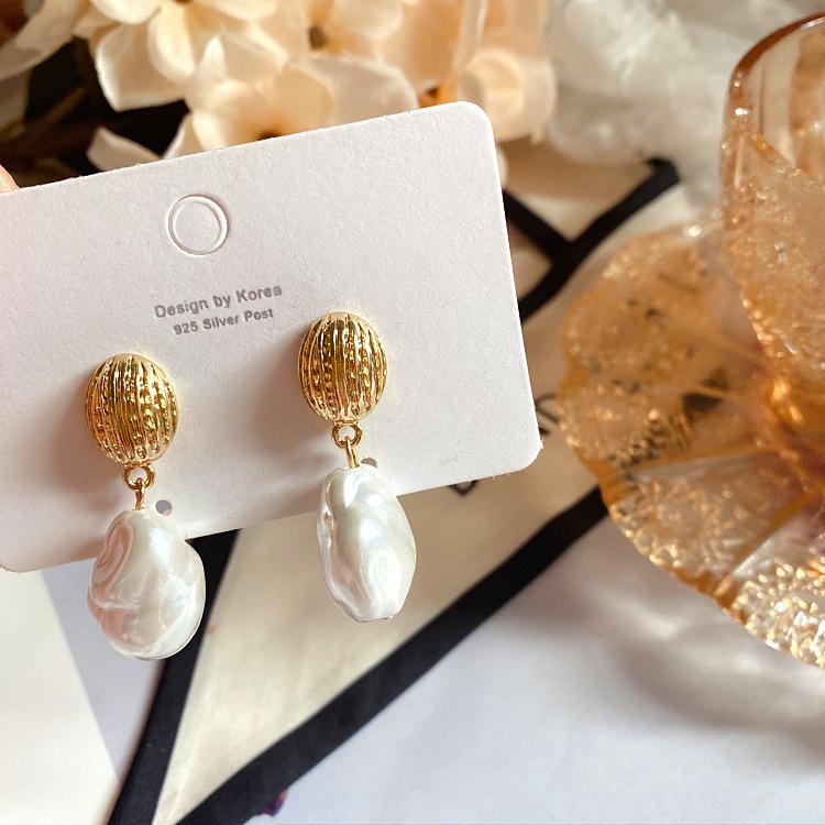 Elegant Pearl Vinteage Women Girls Pearl Dangle Earrings Fashion Baroque Exquissite Ear Rings Lady Classic Drop Earring Jewelry