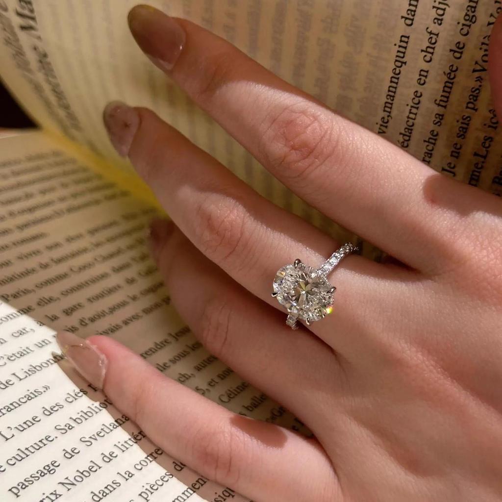 3 Carat Pigeon Egg Oval Moissanite Ring - European & American Fashion