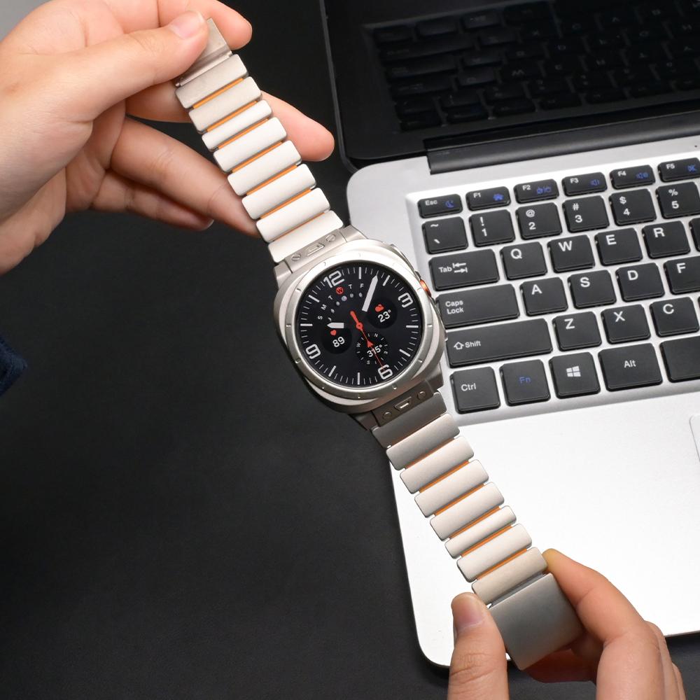 Titanium Band for Samsung Galaxy Watch Ultra 2025 Luxury Watch Strap for Samsung Galaxy Watch Ultra 47mm 2024 Magnetic Bracelet