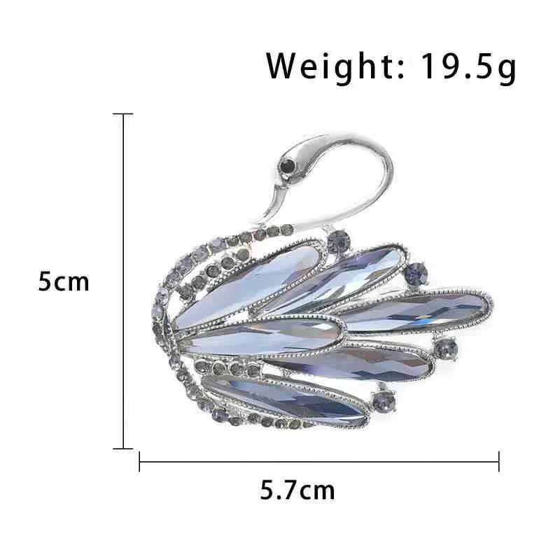 Elegant Luxury Brooch: Versatile and Exquisite Pin for Suit Jackets - Japanese and Korean Inspired Design