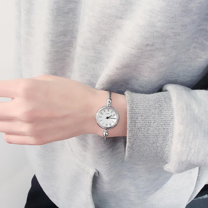New Luxury Fashion Silver Bangle Bracelet for Women Watches Stainless Steel Retro Ladies Quartz Wristwatches Small Clock