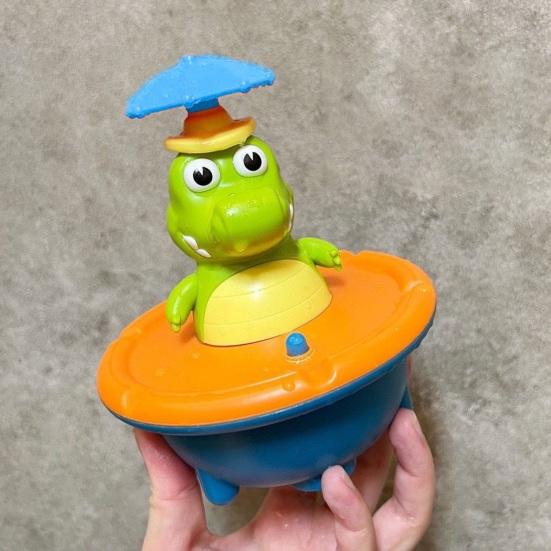 Automatic Spraying Crocodile Bath Toy LED Light & Rotating Shower Head Fun Bathtub Fountain Toy for Boys Girls