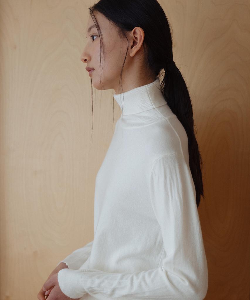 LAMINEZ Easy Turtleneck Knit - Ivory